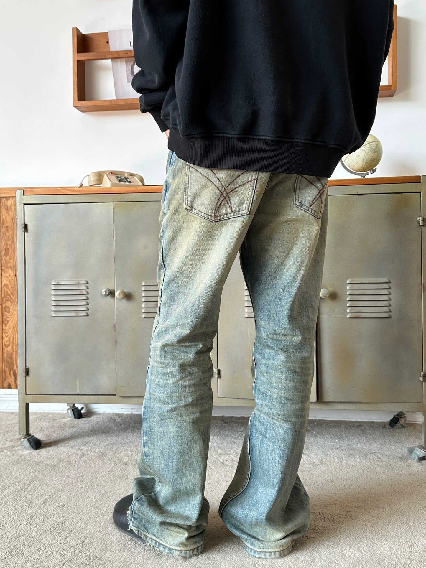 Premium Fade-Out Bootcut Jeans