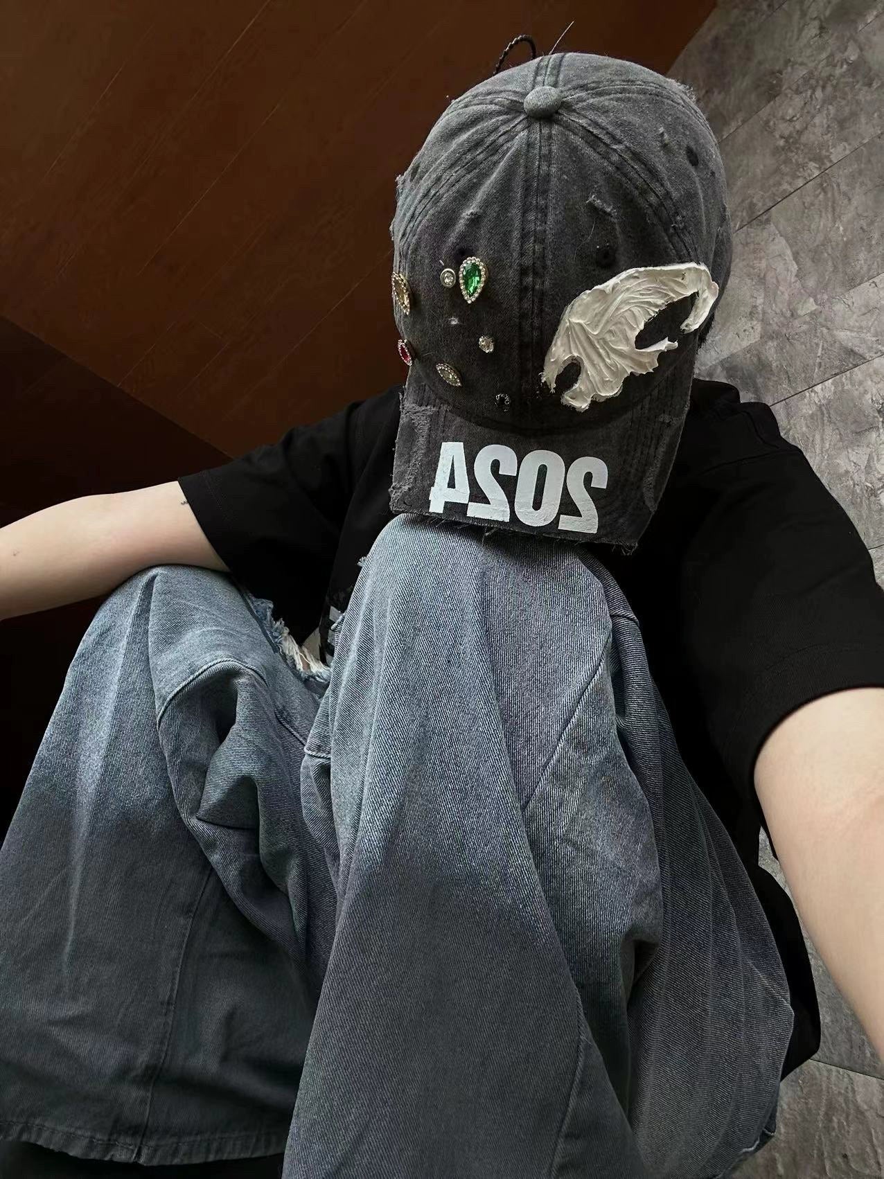 UNTOLD HAND BRIM DISTRESSED 2024 CUT WASHED CAP