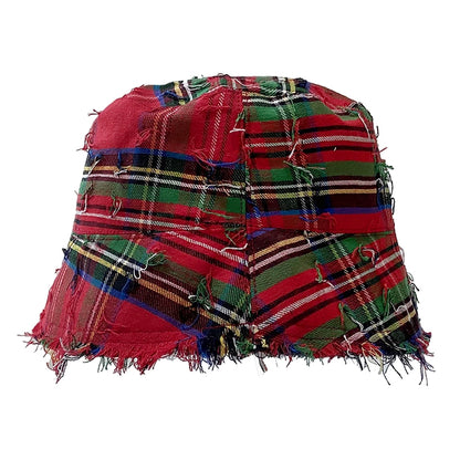 DISTRESSED PLAIDED BUCKET HAT