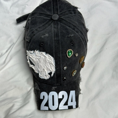 UNTOLD HAND BRIM DISTRESSED 2024 CUT WASHED CAP