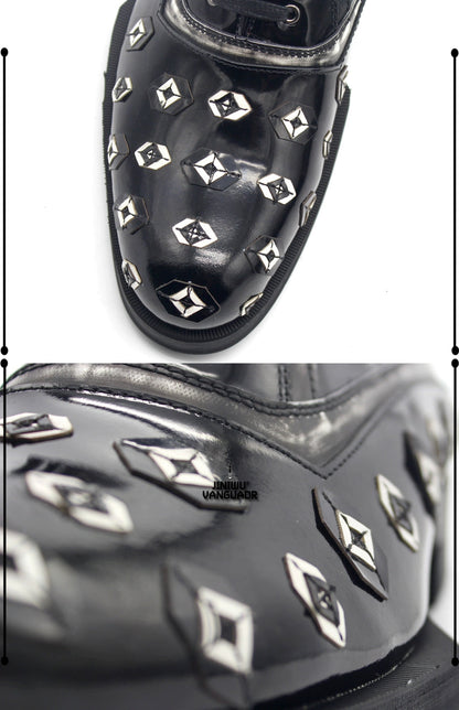 Hand-Embroidered Oxford Leather Shoes
